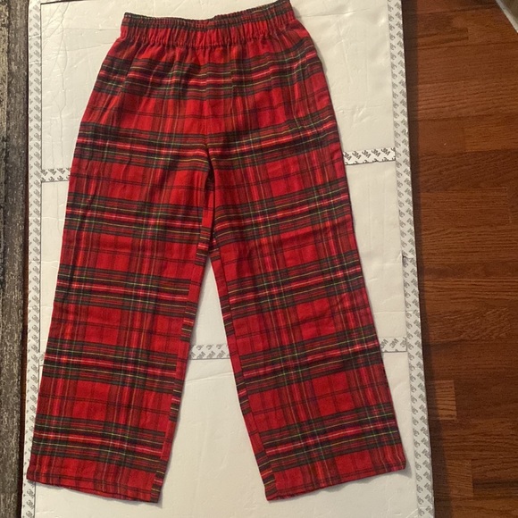 BEE & WILLOW. home
Small
KID'S PAJAMA SET Certified Standard 100 by OEKO-TEX NWT - Picture 6 of 9